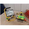 Image 3 : 2 Halogen Lights, Ext Cords, Heat Trace