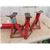 Image 3 : 3 Ton Hyd Cylinder & 3 Stabilizing Jacks