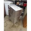 Image 5 : (BD) EPCOR A30D Water Distiller w Stand