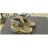 Image 1 : NORTH FACE HIKING BOOTS WOMENS SIZE 7 BRAND NEW RETAIL VALUE $240