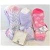 Image 1 : LOT OF 3 SOCKS AND PENDANT