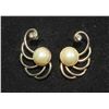 Image 1 : PIERCED EARRINGS "PEARL" IN SWIRL DESIGN