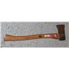 Image 1 : 2.5 LB AXE WITH 24 INCH GENUINE HICKORY HANDLE