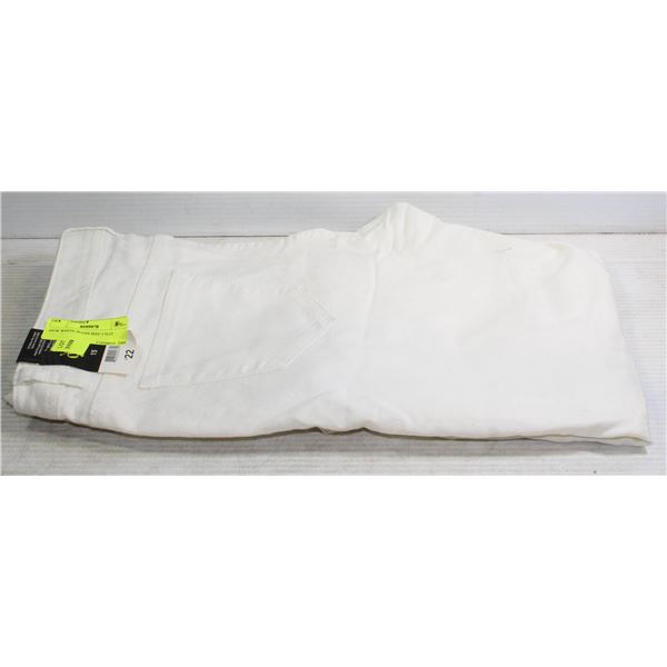 NEW WHITE JEANS SIZE 1 G:21