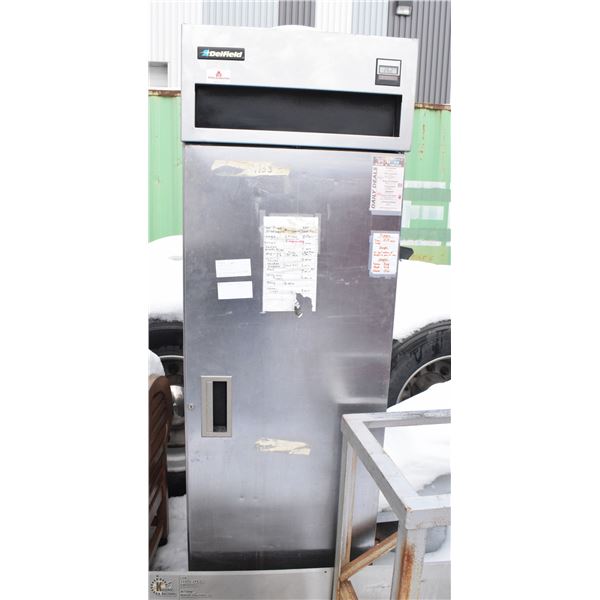 DELFIELD UPRIGHT SINGLE DOOR FREEZER ON CASTORS