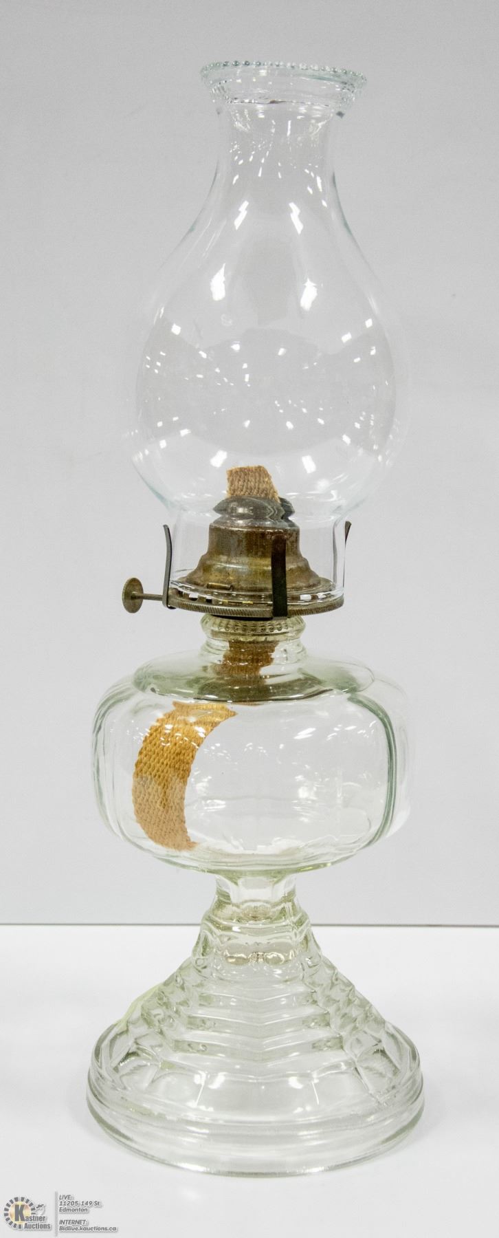 ANTIQUE COAL OIL LAMP