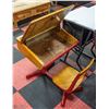 Image 3 : ANTIQUE CHILDS CAST IRON & WOOD SCHOOL DESK