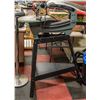 Image 1 : DELTA 18" VARIABLE SPEED SCROLL SAW W/ 3 FT STAND