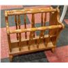 Image 1 : SOLID MAPLE MAGAZINE RACK