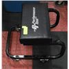 Image 1 : PERFORMANCE TOOLS ROLLING WORK SEAT