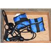 Image 1 : BOX WITH 2 X 2LB WEIGHTS AND RESISTANCE BANDS.