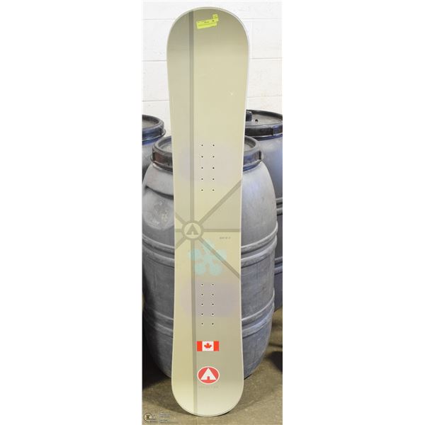AIRWALK SNOW BOARD 60" LONG