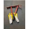 Image 1 : FLAT OF GARDENING TOOLS