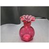 Image 3 : Cranberry Glass Vase Cat A