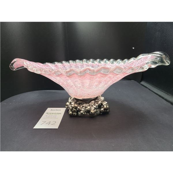 Pink & Clear Glass Clam Shaped Dish Cat A