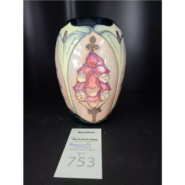 Moorcroft Vase Cat A
