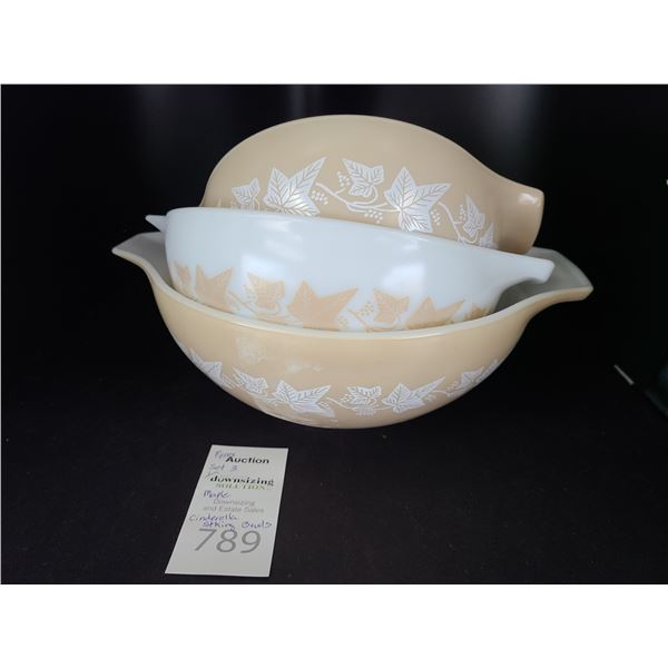 Vinatage Set of 3 Bowls Cat A