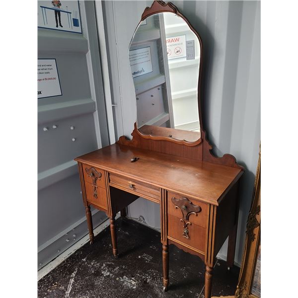 Antique Mirrored Dressing Table Cat C