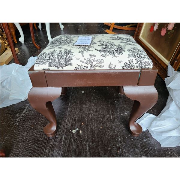 Small Foot Stool Cat B