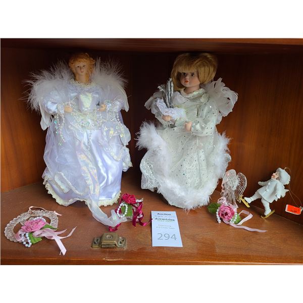 Christmas Décor Cat B