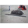 Image 4 : New and Unused 7' chain harrows with pole