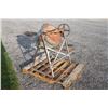 Image 2 : Monarch cement mixer