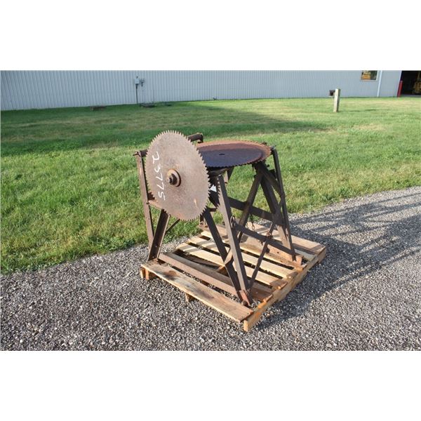 Homeade pto buzz saw, 2 extra blades