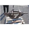 Image 4 : IH 1 furrow plow and a fast hitch potatoe blade to fit Farmall 140