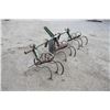 Image 4 : JD 2 row cultivator, 3pth, from retiring tobbacco farmer