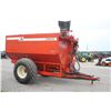 Image 10 : White McKee GH 5040 grain cart, 23.1x26 tires, local trade