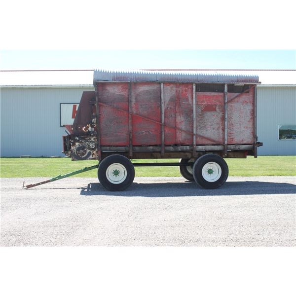 Dion 16' forage wagon, Horst 12Tunder carriage