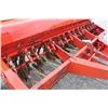 Image 10 : IH 510 16 run seed drill, dry fertilizer, rear grass box