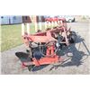 Image 3 : IH 720 5 furrow semi-mount plow, auto reset