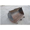 Image 1 : JCB 6' telehandler bucket to fit TM220
