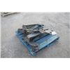 Image 2 : Alo loader bracket to fit MF 4225-4255