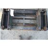 Image 5 : HLA quick coupler and plow mount
