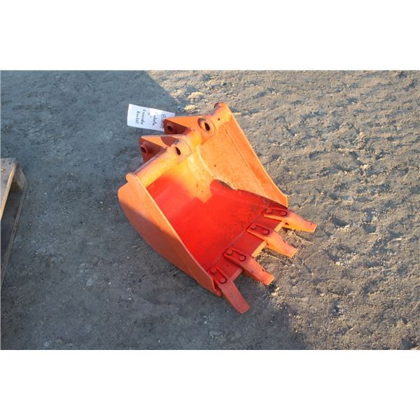 Kubota 18" excavator bucket