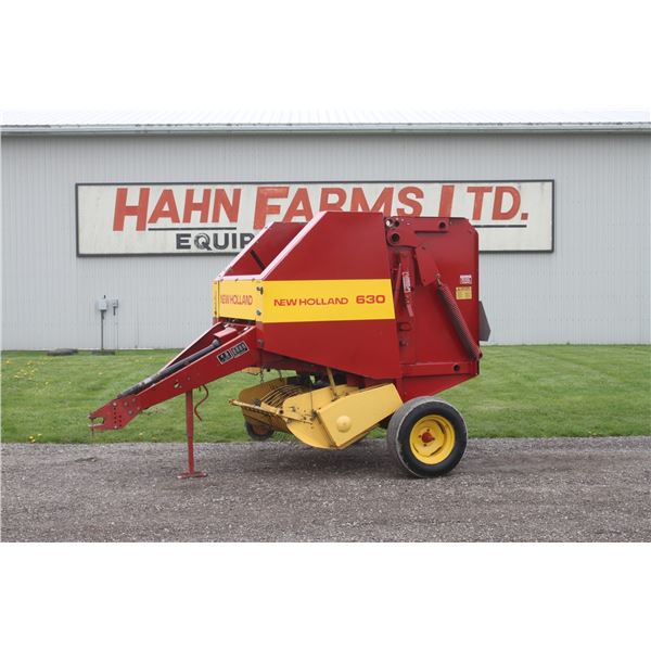 New Holland 630 4x4 round baler, electric tie, ramp