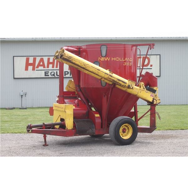 New Holland 355 mix mill, intake and discharge augers