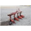 Image 5 : MF 82, 4 furrow plow, 3 pth