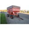 Image 3 : Turnco 225 gravity wagon with George White running gear