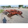 Image 4 : IH 370 12' wheel disc, good blades