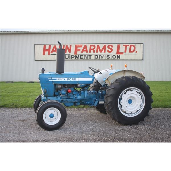 Ford 4600 2wd tractor, 2 remotes, 16.9x30, 2156 hours