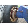 Image 9 : J& M 1384S 13 ton under carriage, brakes
