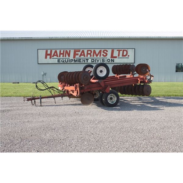 Keewanee 20' flat fold wheel disc, good blades, 9" spacing