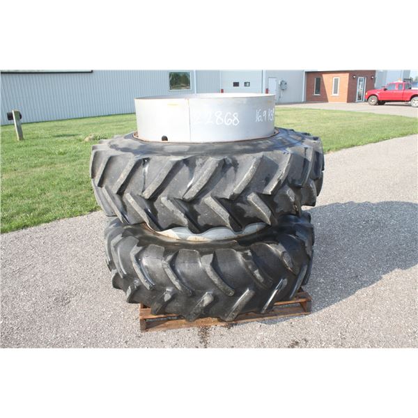 Set of 16.9x38 T-rail duals, hardware