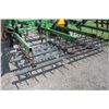 Image 9 : JD 960 24' cultivator, 5 bar spike harrow