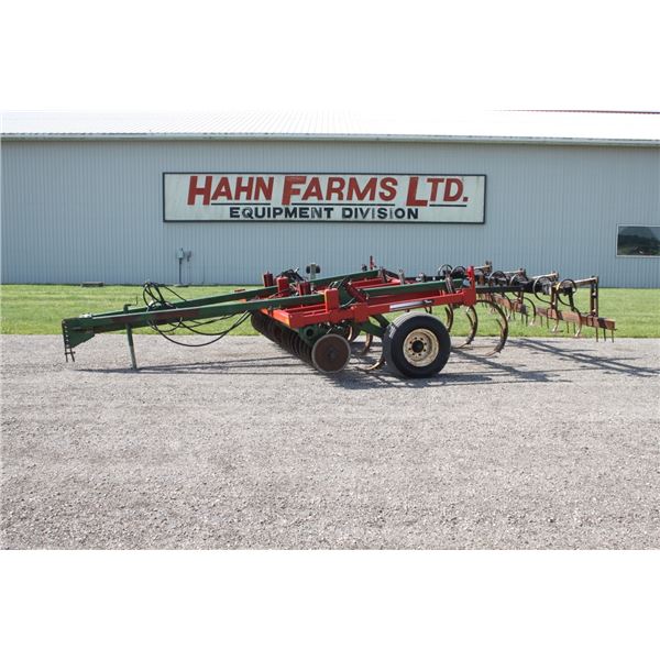 Brillion CD 133, 9 shank soil saver, auto reset, Unverferth rear levelling bar