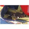 Image 13 : New Holland 354 mixmill, intake and discharge augers, optional cob sheller atttachment, extra screen