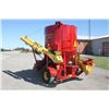 Image 8 : New Holland 354 mixmill, intake and discharge augers, optional cob sheller atttachment, extra screen